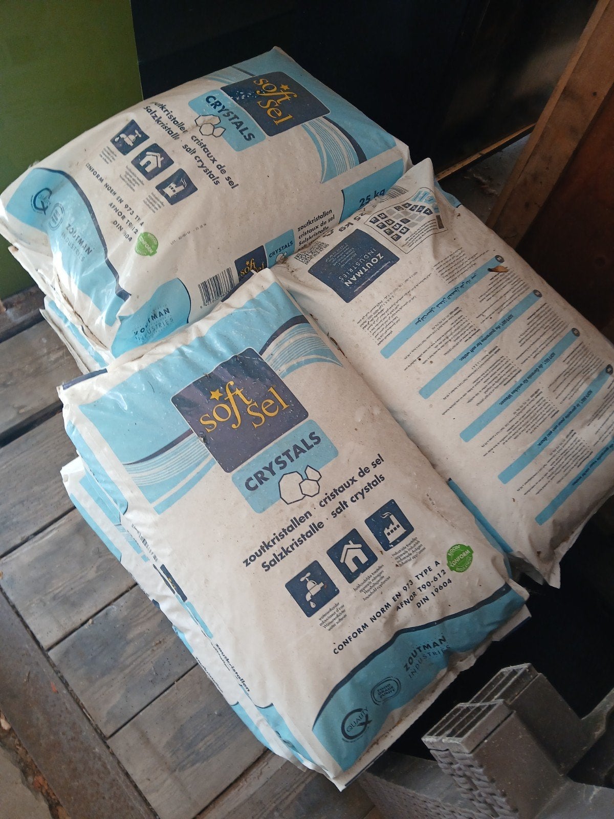 pak van 12 zoutzakken voor waterontharder, Ophalen, Nieuw, Waterontharder met zout