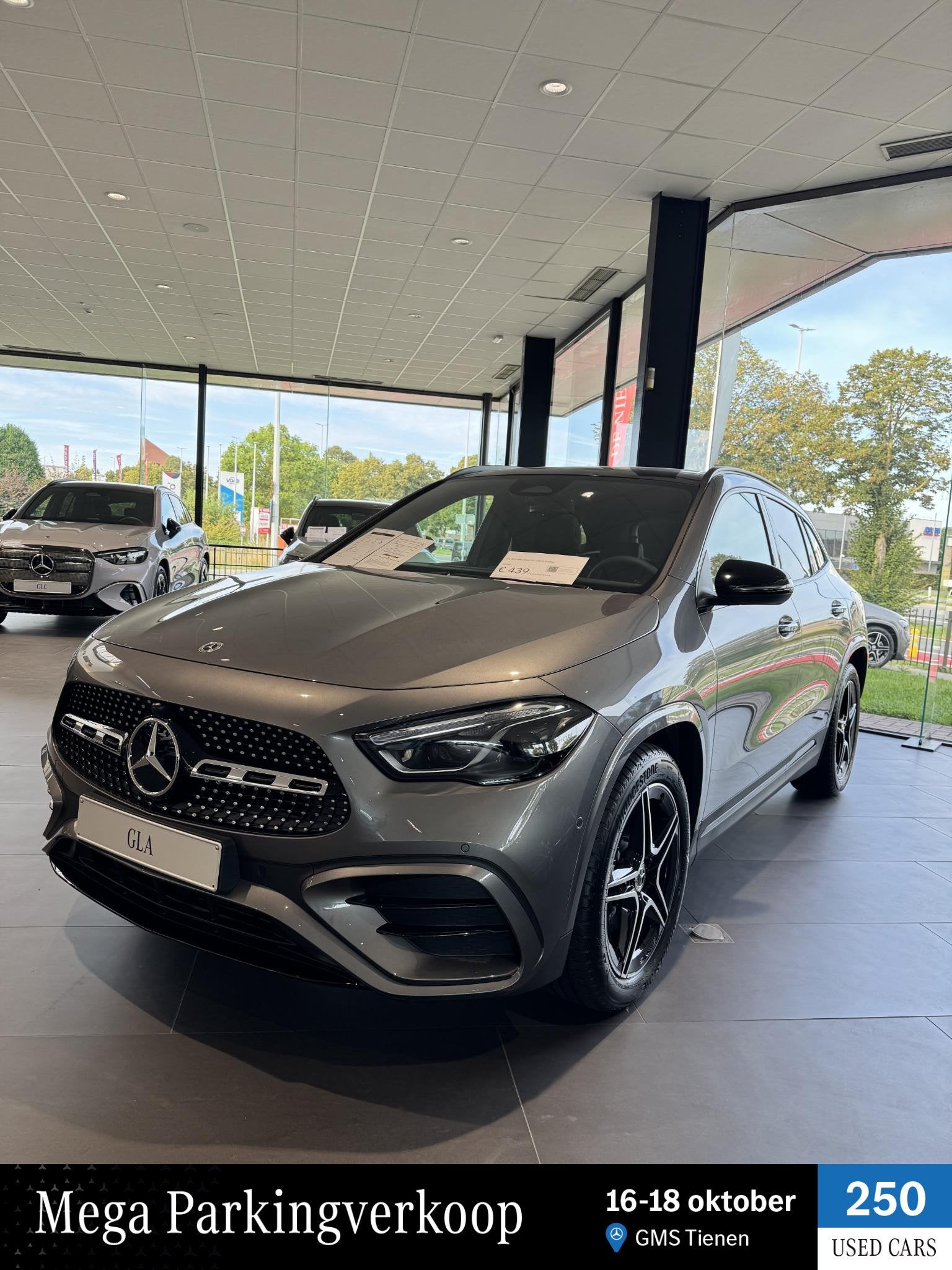 Mercedes-Benz GLA GLA 180 140 Years Edition DOS 9001, Autos, Achat, Entreprise, Volant multifonction, 5 portes