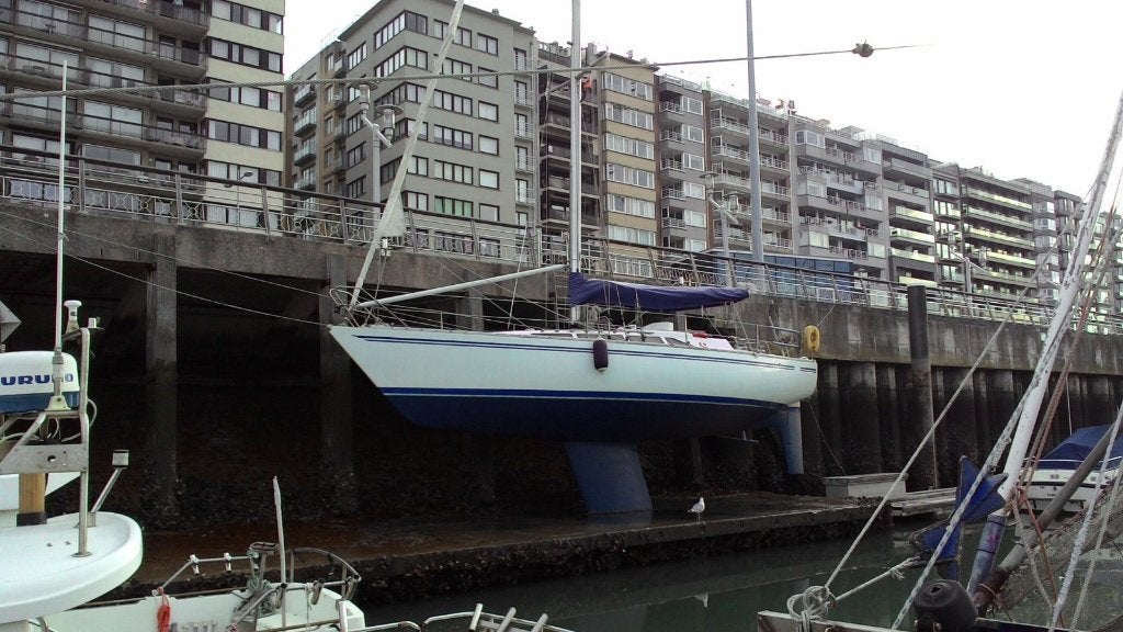 Yacht à voile Yamaha 36, Sports nautiques & Bateaux, Voiliers à cabine & Voiliers, Autres marques, Diesel, Démarrage électrique