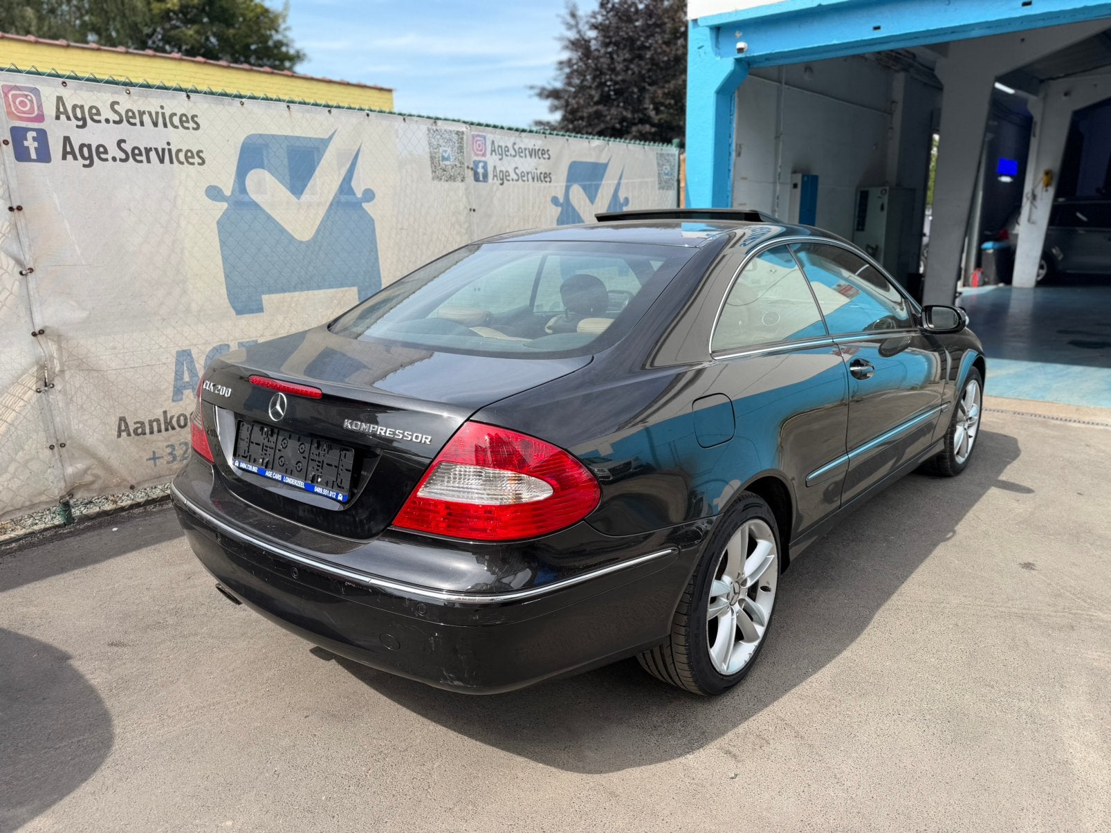 Mercedes-Benz CLK200 Compressor Avantgarde, Auto's, Automaat, https://public.car-pass.be/vhr/b8b4256b-1b57-4b33-a3e5-6b95dba07816