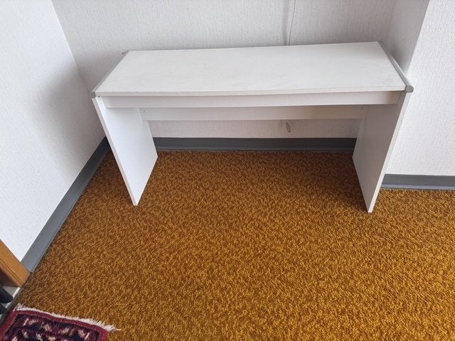 bijzet tafel -  gratis af te halen, Ophalen, Gebruikt, 70 tot 120 cm, Minder dan 70 cm
