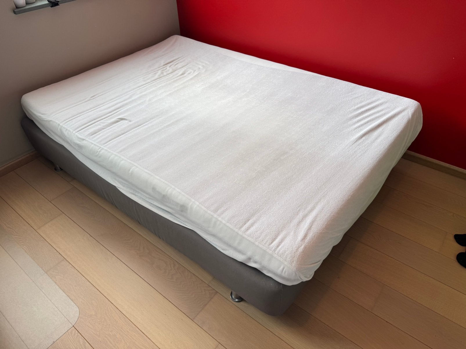 Boxspring + matras (gratis), Maison & Meubles, Matelas, Queen size, 140 cm, Enlèvement