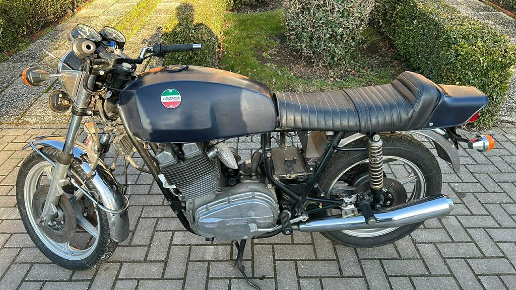 Laverda 1000 1977 papier suisse pour pieces ou a restaurer