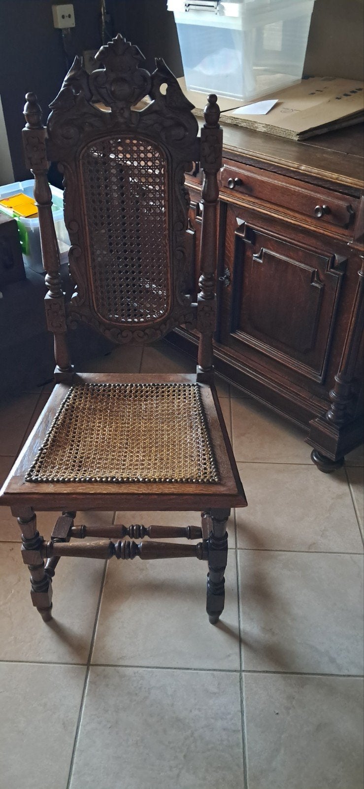 chaises, Enlèvement