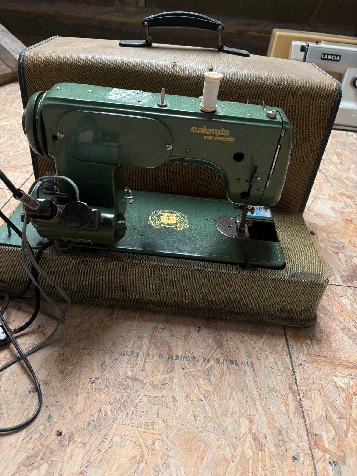 Vintage Calanda Varimatic naaimachine met originele koffer, Ophalen