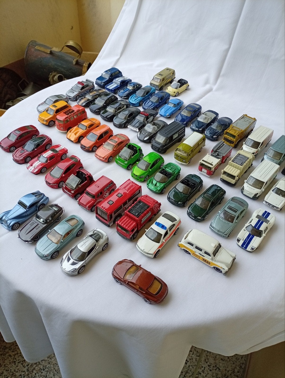 55 PETITES VOITURES MATCHBOX 30€ EN TRÈS BON ÉTAT, Enlèvement, Matchbox