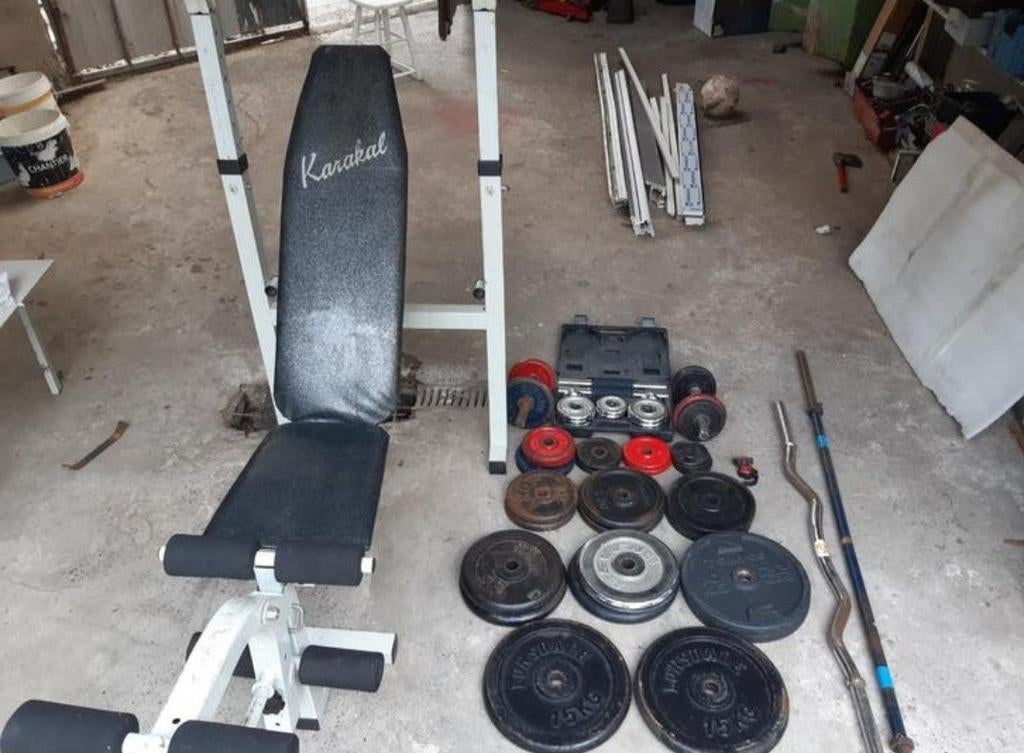 Lots de poids + banc de muscu + haltéres.., Enlèvement, Comme neuf, Bras, Haltère