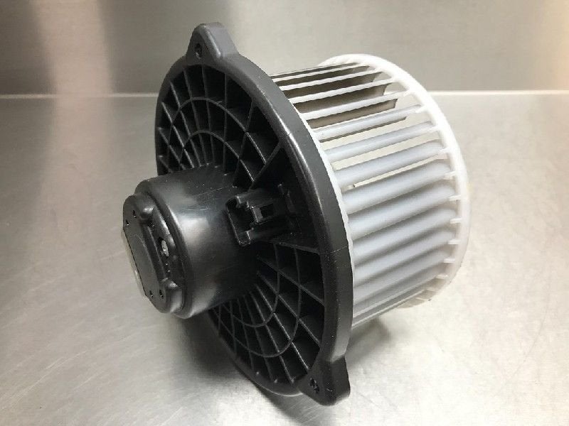 KACHEL VENTILATORMOTOR Mazda 2 (DJ / DL) (|8727001530|), Gebruikt, Mazda