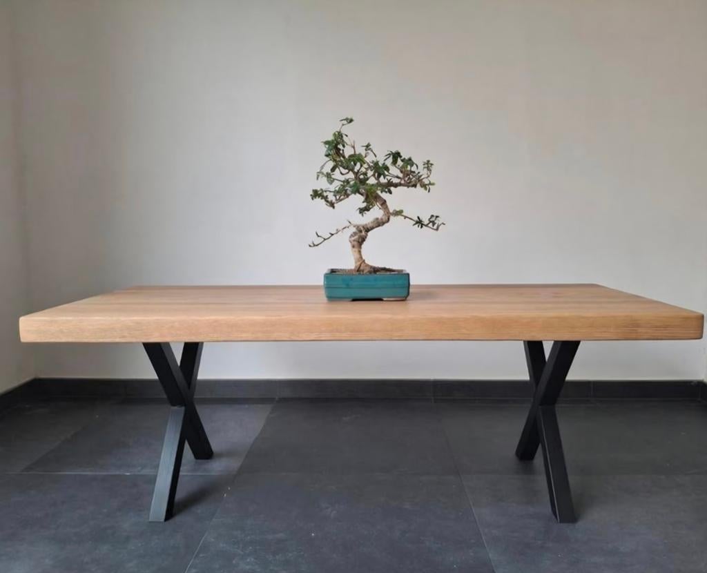 Table en chêne massif, Maison & Meubles, Tables | Tables de salon, Enlèvement, Chêne