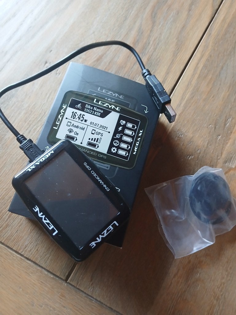 GPS Lezyne Mega XL, Enlèvement ou Envoi, GPS, Comme neuf