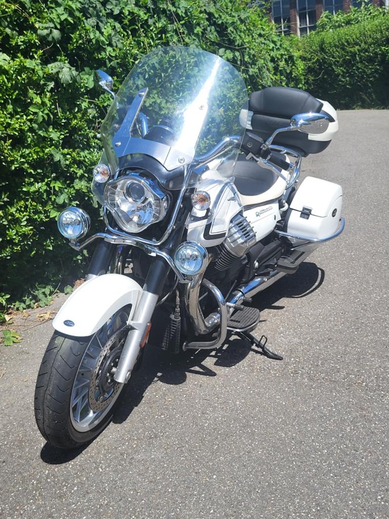 Moto Guzzi California 1400 touring wit., Motos, Tourisme, Occasion, Contrôle de traction, 2 cylindres