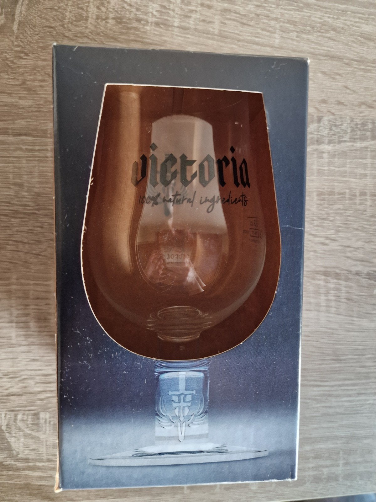 Verre à bière Victoria, Enlèvement