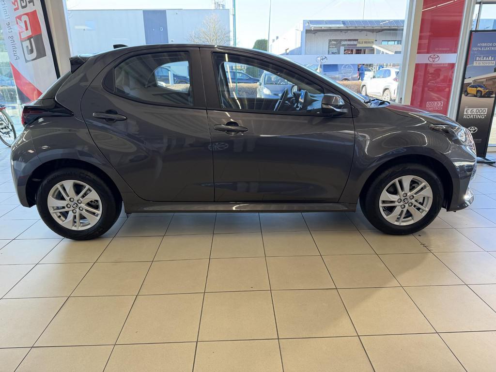 Toyota Yaris Dynamic (automatique), Autos, Neuf, Argent ou Gris, Achat, Entreprise