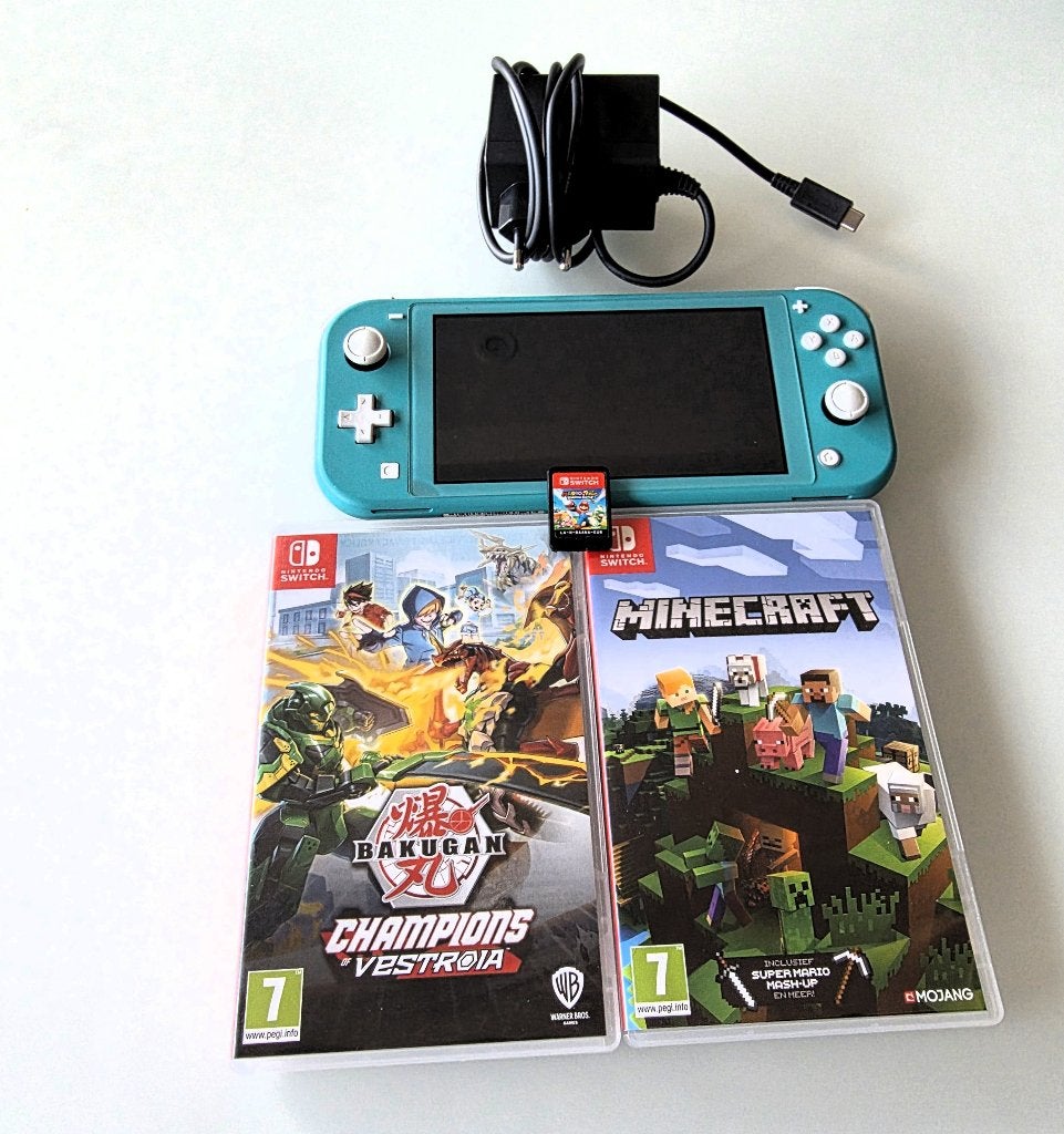 Nintendo Switch Lite console met 3 Switch games, Ophalen of Verzenden