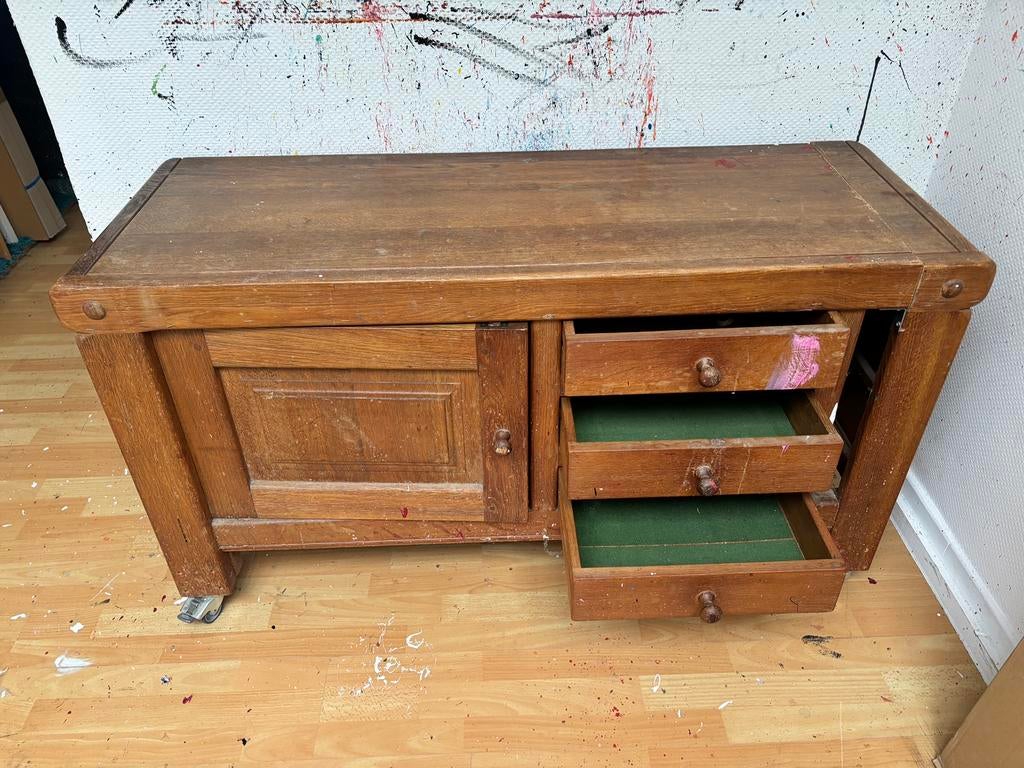 Gratis atelierkast 1,3x50cm op wielen, Ophalen, Zo goed als nieuw