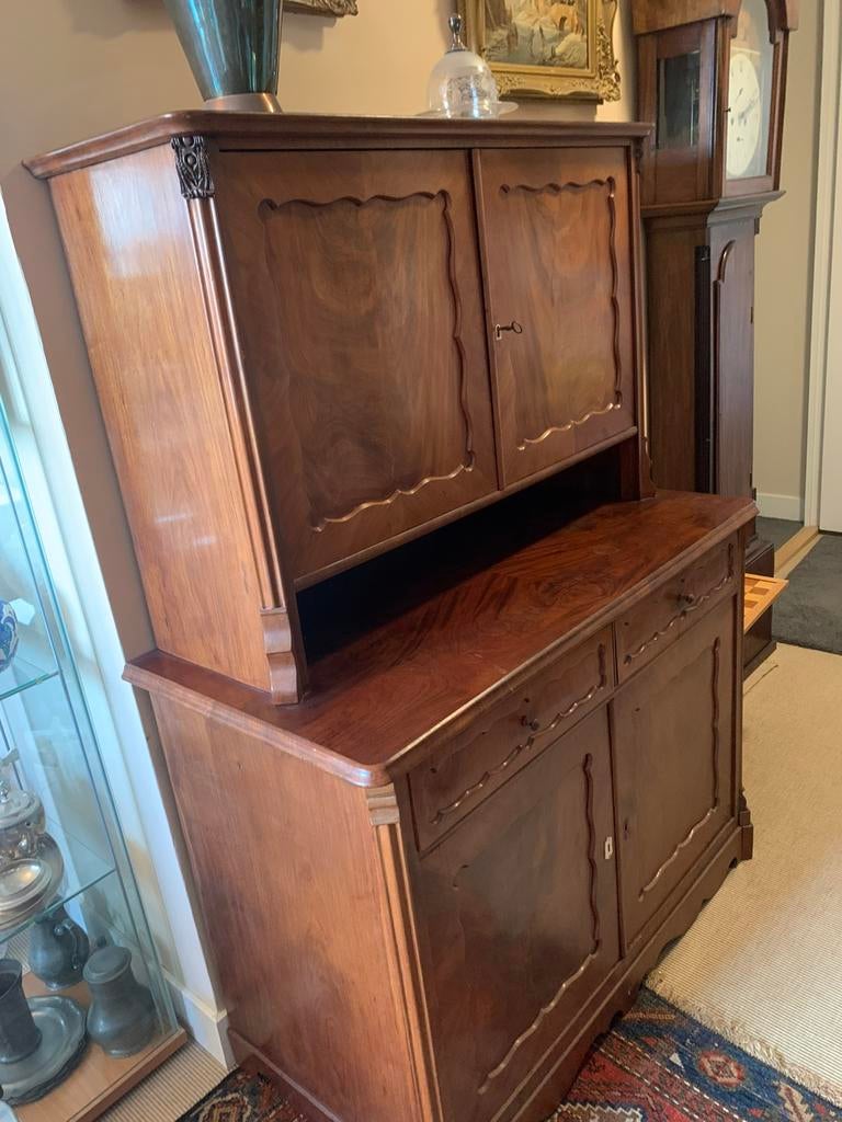 Buffet ancien de style Biedermeier, Enlèvement
