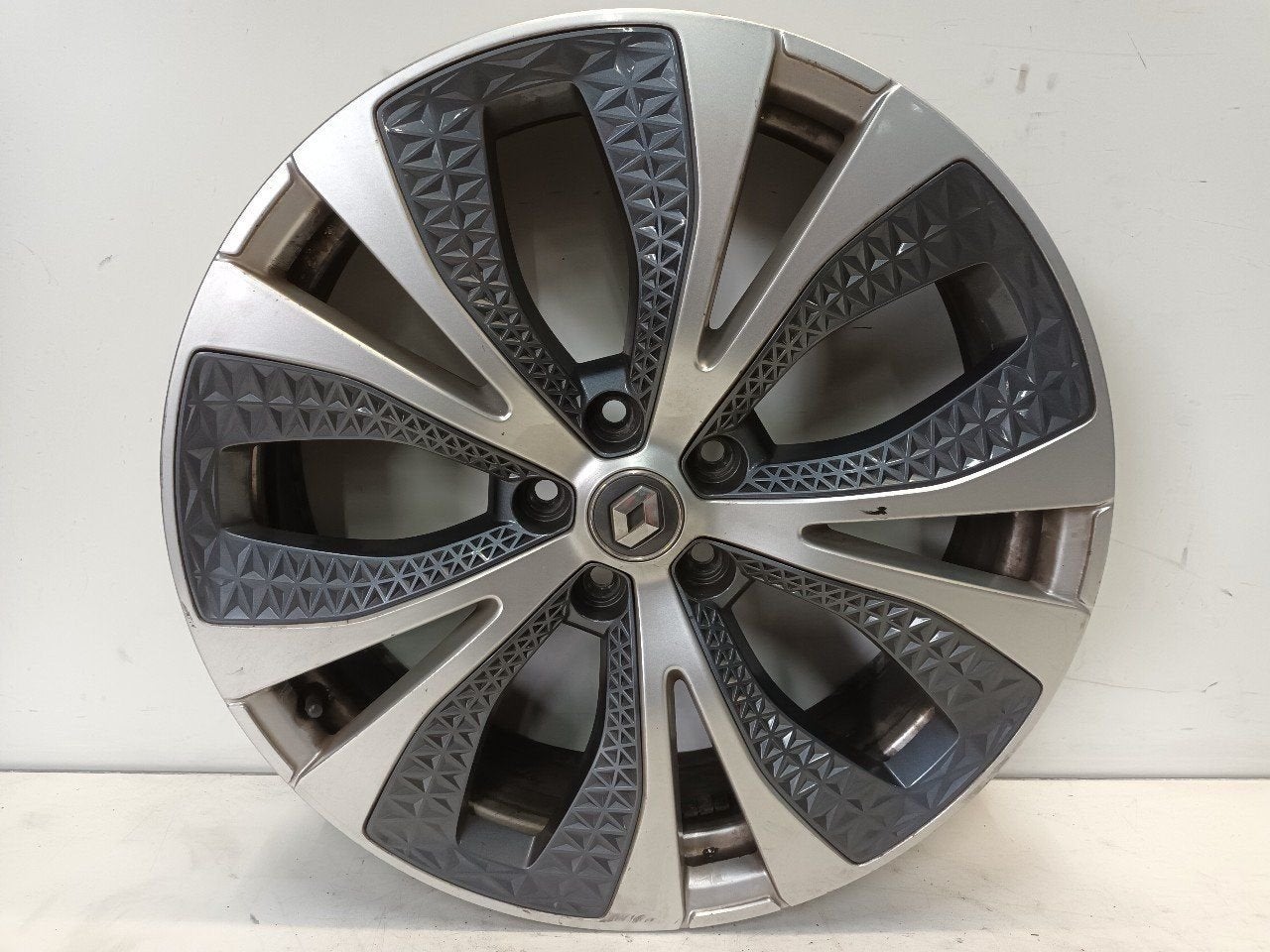 Velg Renault Scénic, Auto-onderdelen, Onderdelen@venauto.nl, Van der Ven Autorecycling B.V., Gebruikt, Ettenseweg 76, 4706 PB Roosendaal, The Netherlands