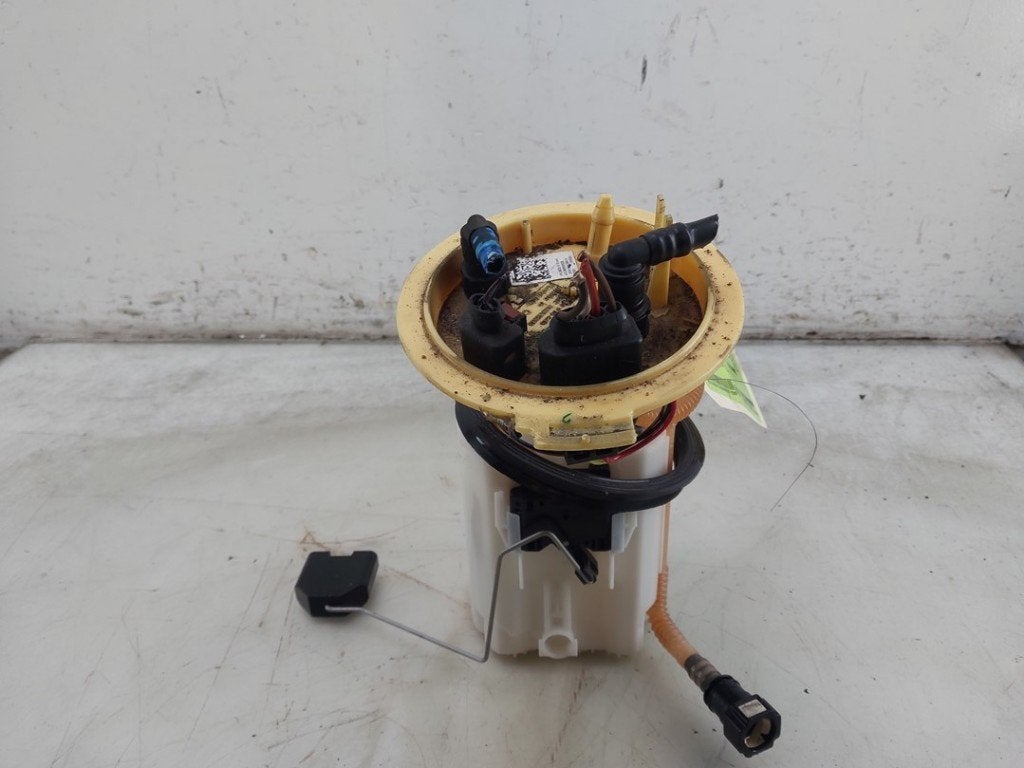 BRANDSTOFPOMP ELECT. Passat Variant (3G5) (|3Q0919050H|), Dhr. J. Ham, Gebruikt, Volkswagen, Administratie@autoham.nl