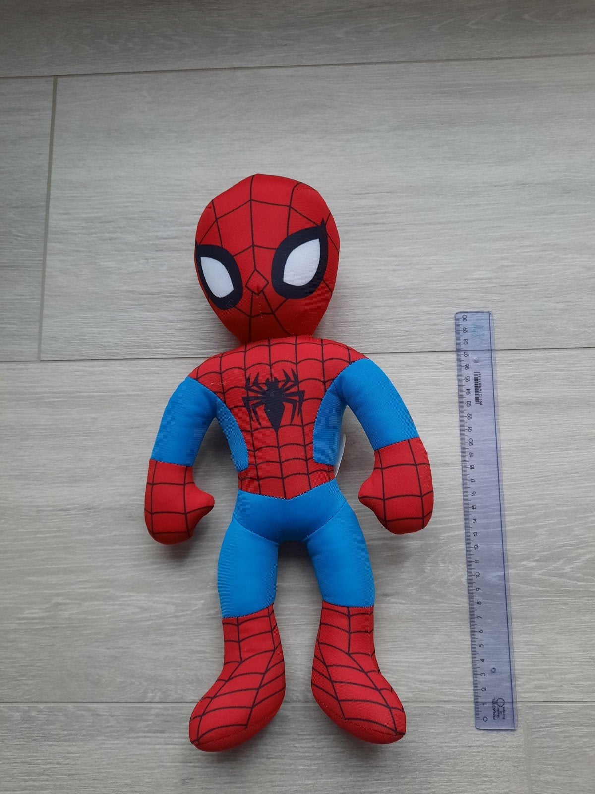 Spiderman grote knuffel, Enfants & Bébés, Jouets | Figurines, Enlèvement ou Envoi