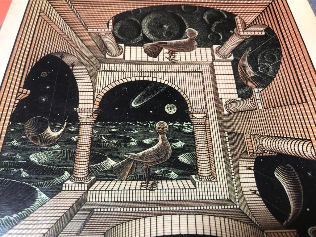 M.C Escher etchings 200pag, Ophalen of Verzenden, Zo goed als nieuw, Grafische vormgeving