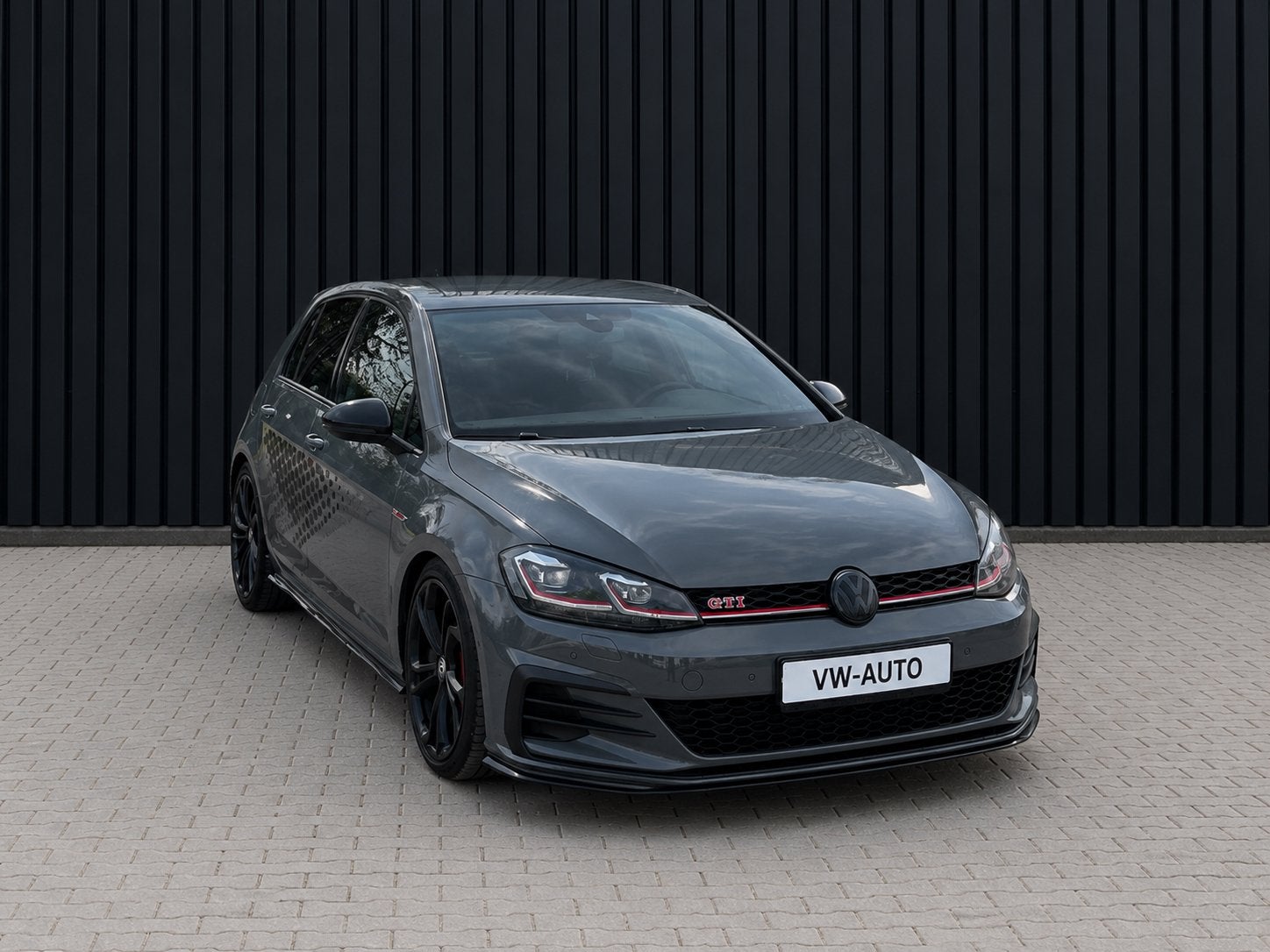 VW GTI TCR  49.000km!, Autos, Argent ou Gris, Achat, https://public.car-pass.be/vhr/8f38b843-3428-4985-bfc8-e4f10f70cbba, Euro 6