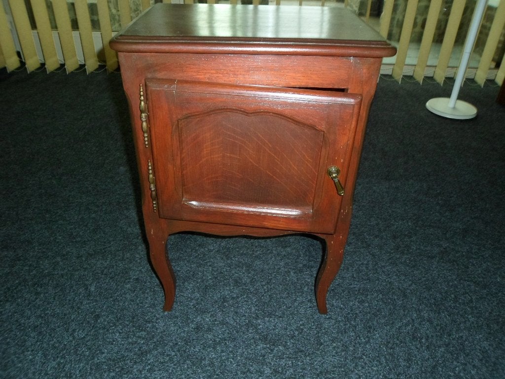 Kleine antieke meubels, Ophalen