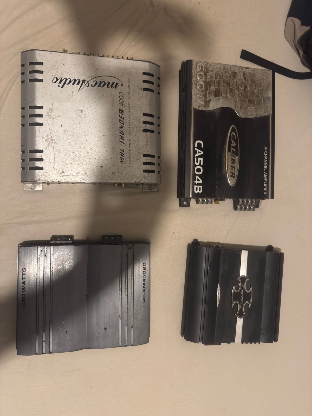 Versterkers auto MOET WEG!!!!!, Audio, Tv en Foto, Versterkers en Ontvangers, 120 watt of meer, Ophalen, Overige merken, Gebruikt