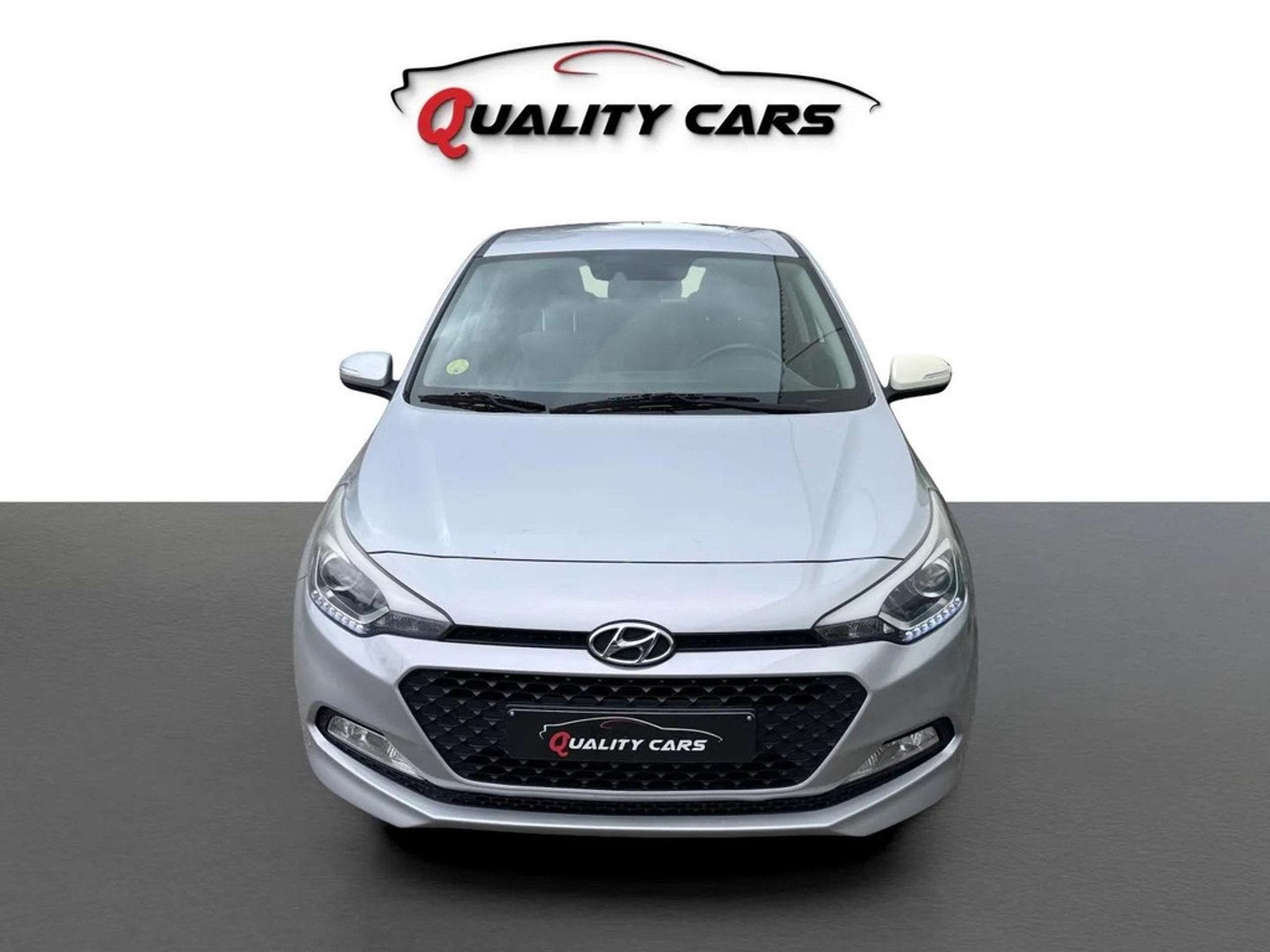 Hyundai i20 1.2 CRDI | 114.000 KM | Navi | CarPlay | Garanti, Autos, Argent ou Gris, Achat, 74 ch, Entreprise