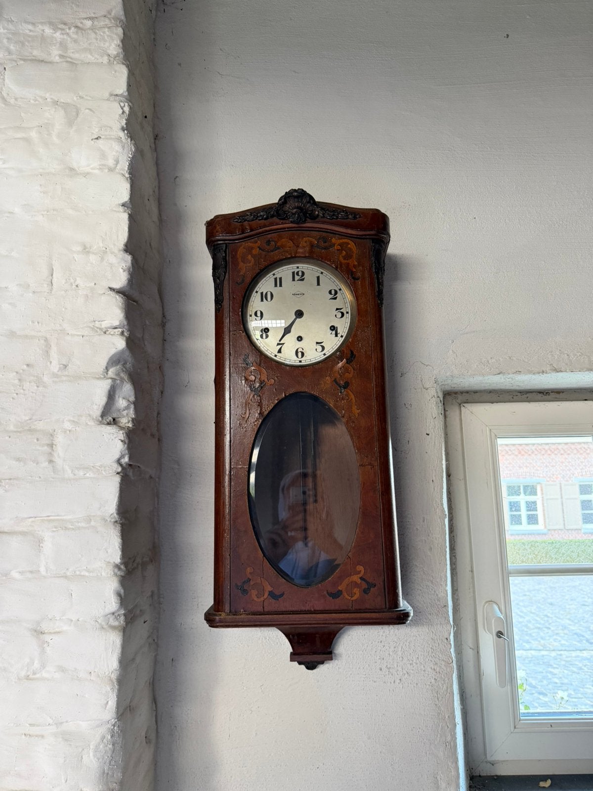 Horloge Vedett, Enlèvement