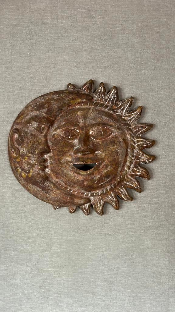 Mexicaanse maan en zon, Ophalen