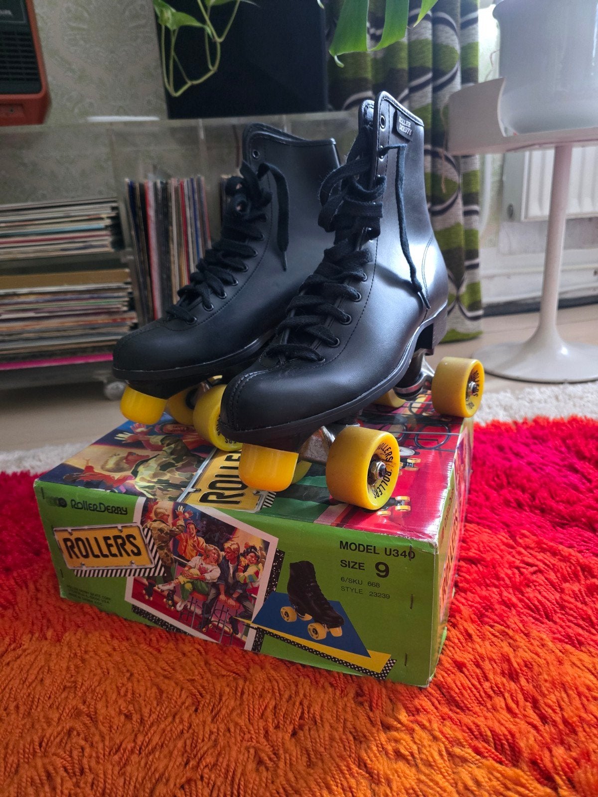 retro rolschaatsen Roller Derby, Ophalen of Verzenden, Zo goed als nieuw, Dames
