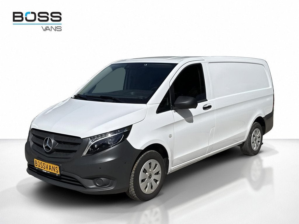 Mercedes-Benz Vito 114 1.9 CDI Automaat L2H1 MBUX Dakdragers, Auto's, Gebruikt, Zwart, 4 cilinders, 2000 kg