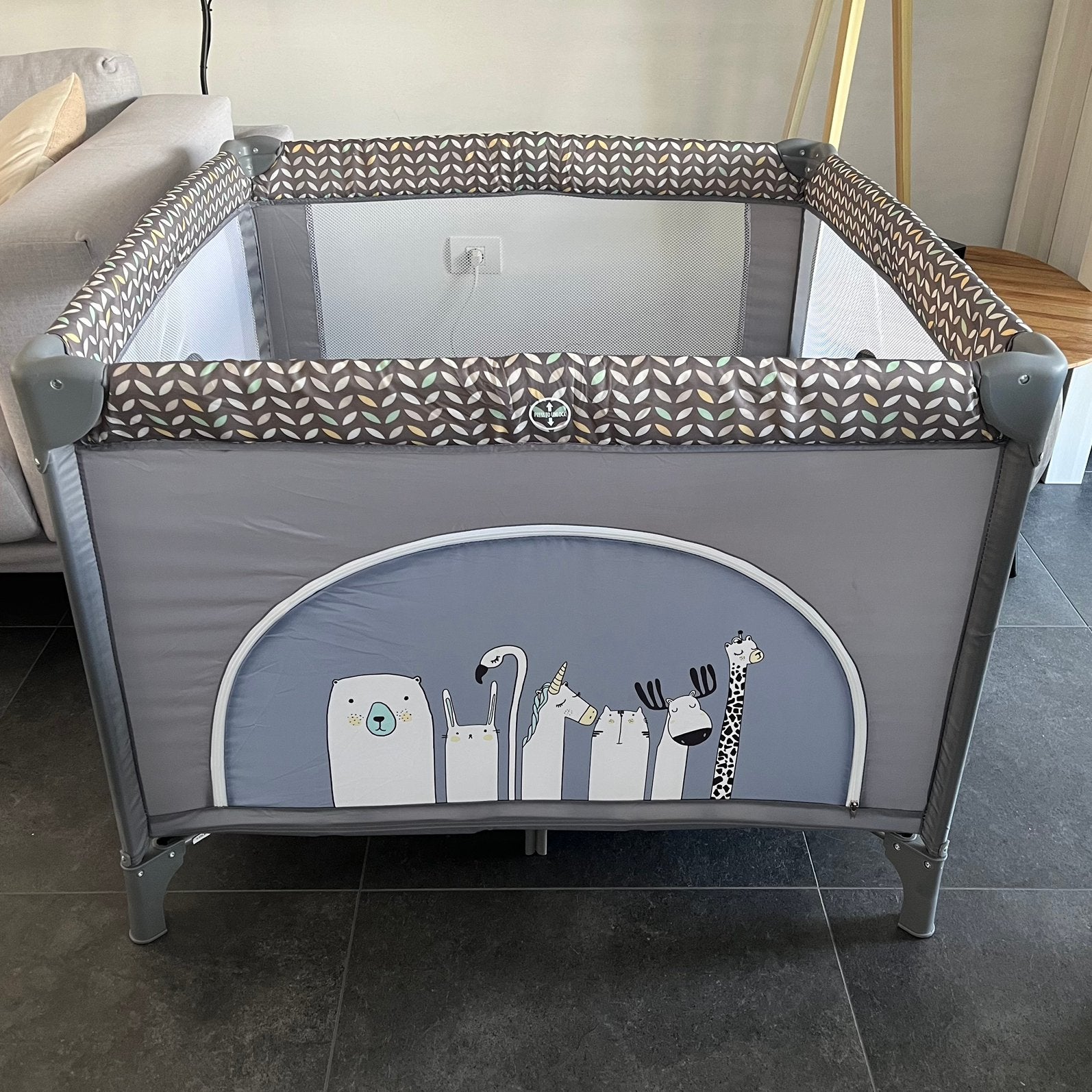 Opvouwbare babybox Lionelo, Enlèvement, Utilisé, Moins de 140 cm, 85 à 100 cm