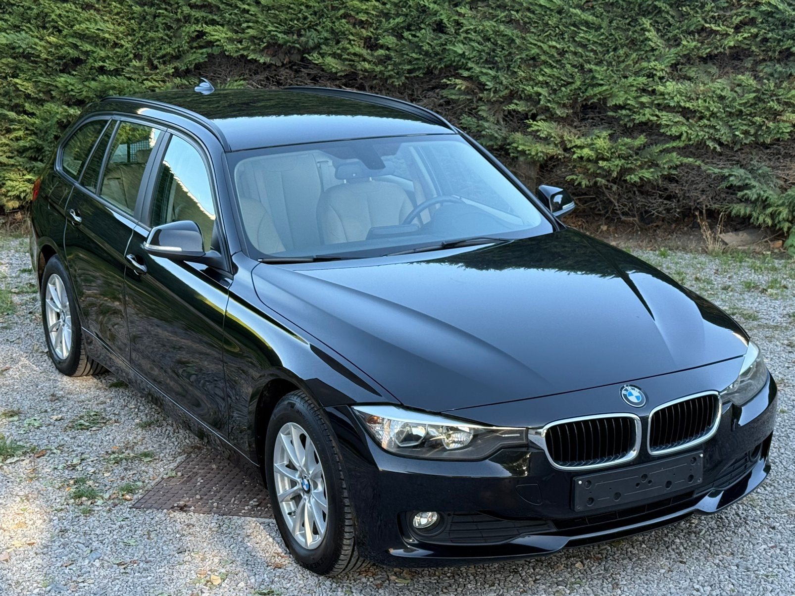 BMW 316D Touring Édition de luxe, Autos, Euro 5, Achat, Entreprise, Entretenue par le concessionnaire
