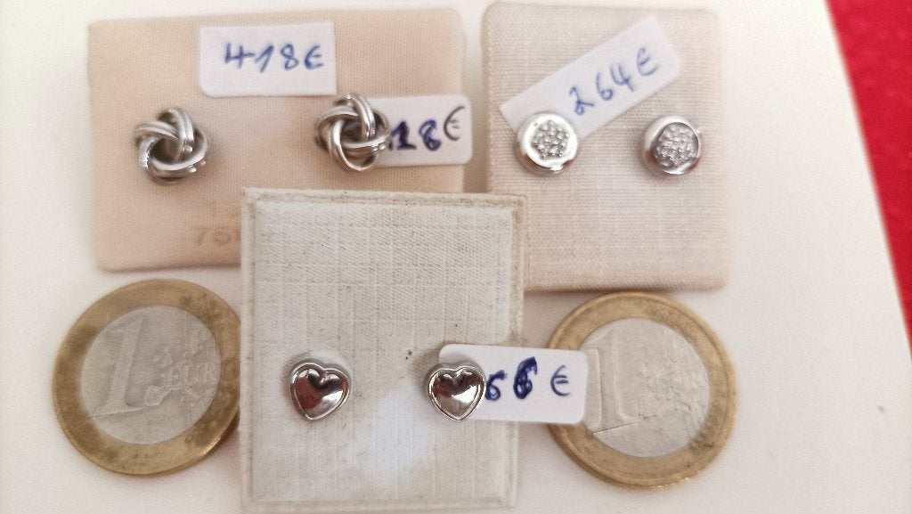 Boucles d'oreilles en or blanc 18K sans pierre, puce, NEUVES, Bijoux, Sacs & Beauté, Enlèvement ou Envoi, Or, Blanc, Neuf