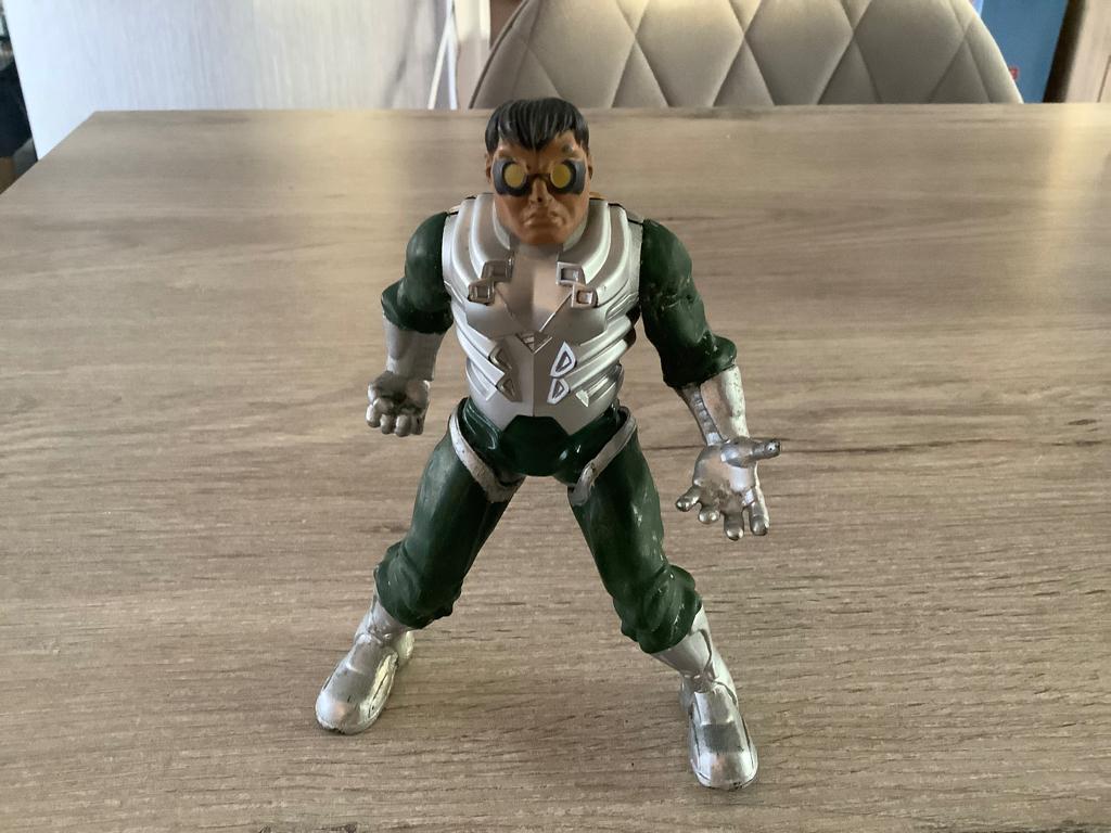 Marvel Spider-Man Doctor Octopus character (15 cm), Verzamelen, Film en Tv, Gebruikt, Film, Actiefiguur of Pop, Ophalen of Verzenden