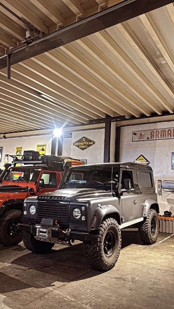 Land Rover Defender 90/utilitaire léger, Autos, 90 kW, Achat, Entreprise, Boîte manuelle