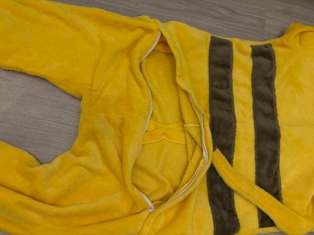 Onesie Pokemon Pikashu - maat 130, Ophalen, Gebruikt, 122 t/m 128, Jongen of Meisje