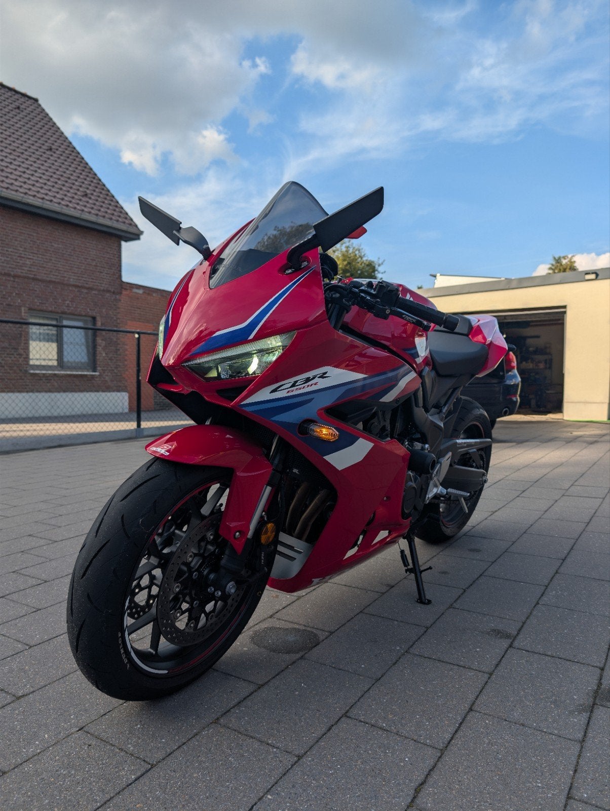 Honda CBR650R E-Clutch 2025 | 2.554 km | Akrapovič, Sportuitlaat, 4 cilinders, Motorrijbewijs A, Meer dan 35 kW