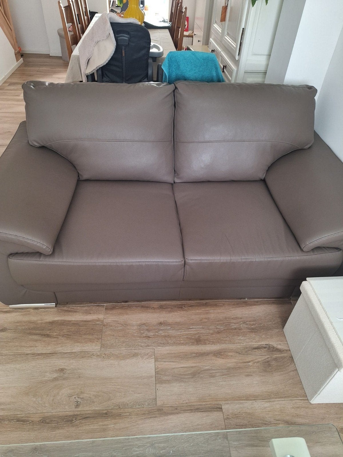 fauteuil à donner deux places en bon état, Maison & Meubles, Canapés | Salons, Enlèvement, Utilisé, Deux personnes