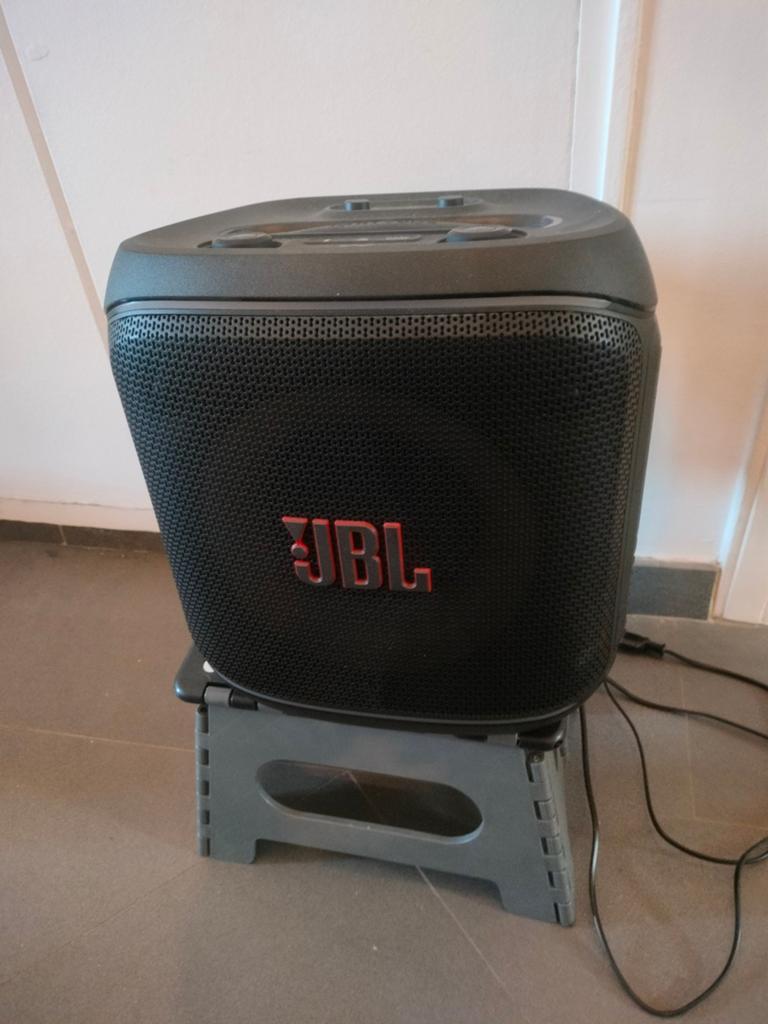 JBL partybox encore 2, Ophalen, Zo goed als nieuw, 60 tot 120 watt, Subwoofer