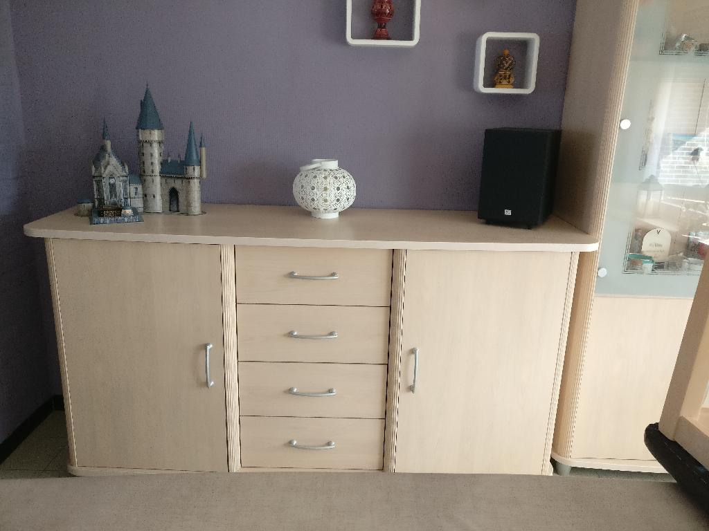 Dressoir en vitrinekast, Ophalen