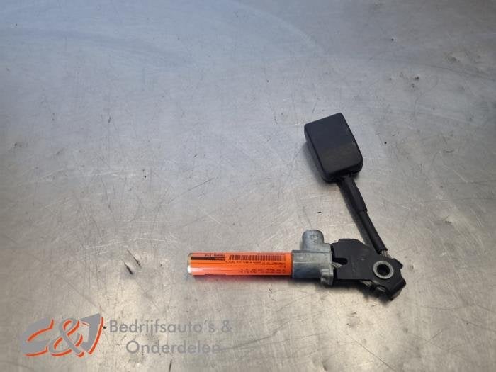 Tendeur de ceinture droit d'un Opel Movano, -, 3 mois de garantie, Utilisé, -