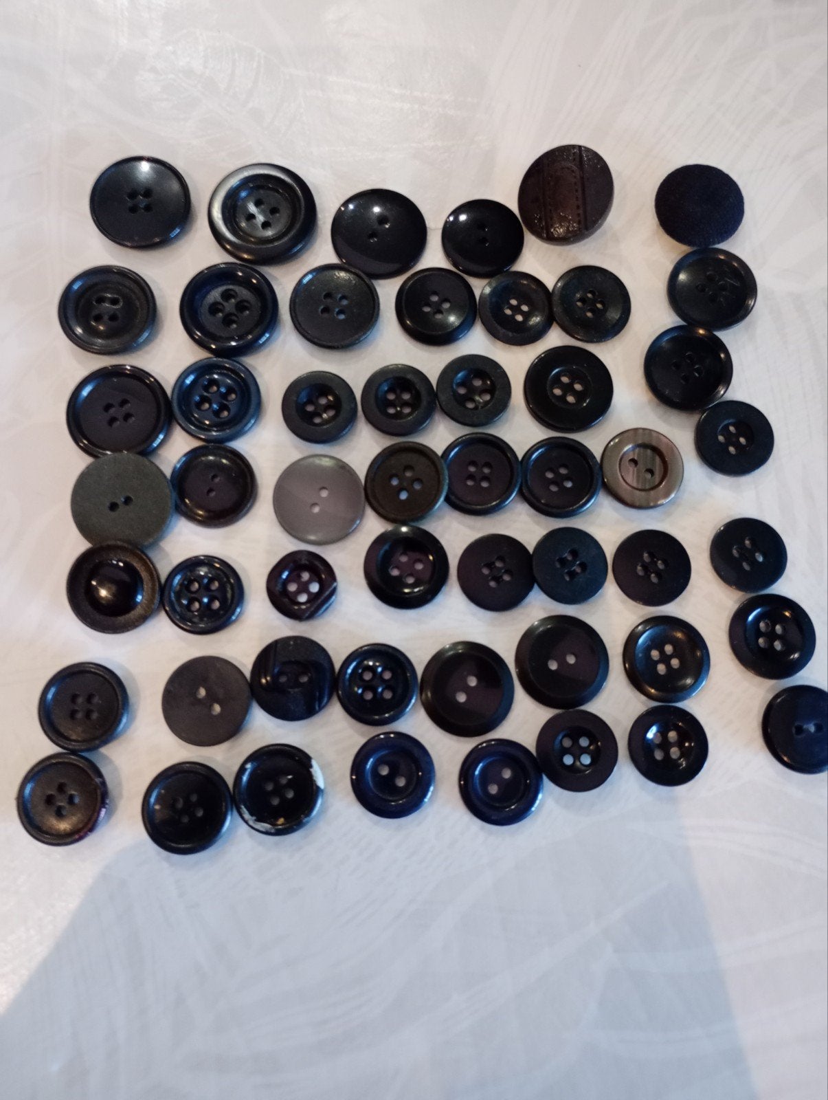 Lot boutons tons noirs bleus, Hobby en Vrije tijd, Naaien en Fournituren, Ophalen of Verzenden