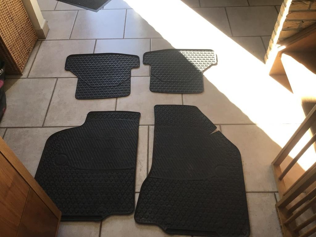 AV TAPIS DE SOL VW POLO ORIGINAUX QUALITE LOURDE CAOUTCHOUC, Ophalen, Gebruikt, Volkswagen