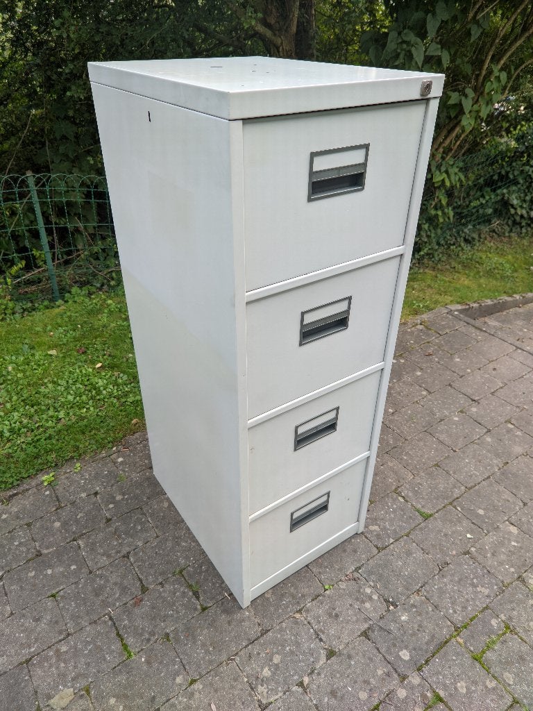 Meuble bureau métallique à dossiers + 50 dossiers, Plusieurs portes, Enlèvement, Utilisé, 100 à 150 cm