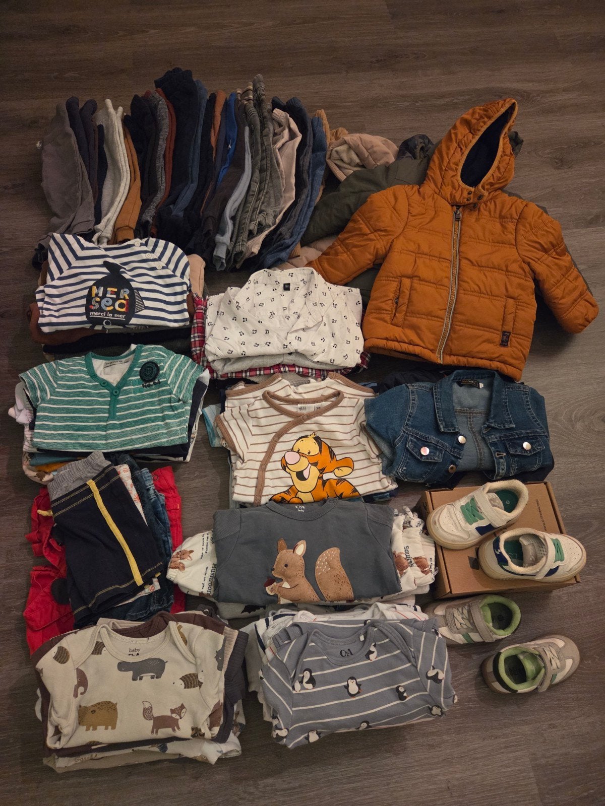 Lot jongenskleding van 18 maanden, Kinderen en Baby's, Ophalen