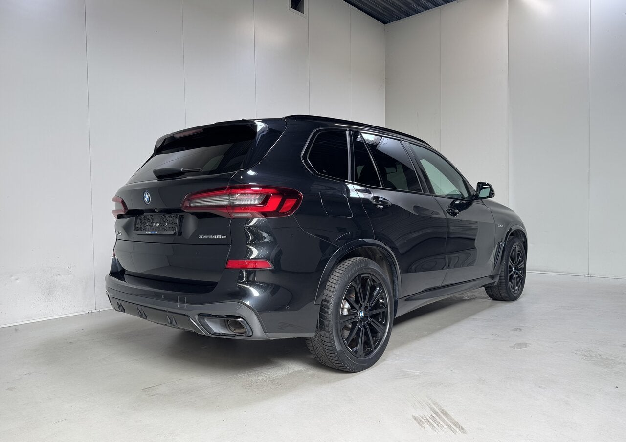 BMW X5 xDrive 45e - M-Pack - Topstaat! 1Ste Eig!, Auto's, 0 min, Parkeersensor, 0 kg, Zwart