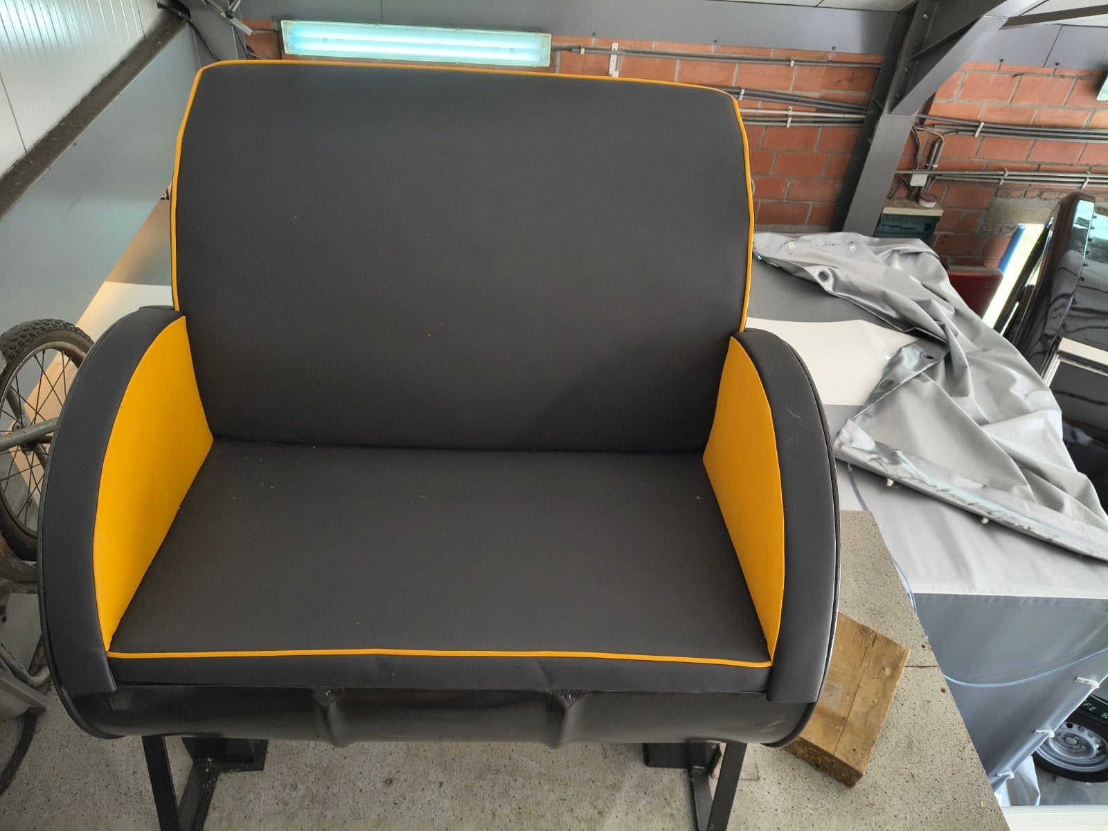 zetel, mancave , olievat ,fiat, Ophalen, Zo goed als nieuw, Schommelbank