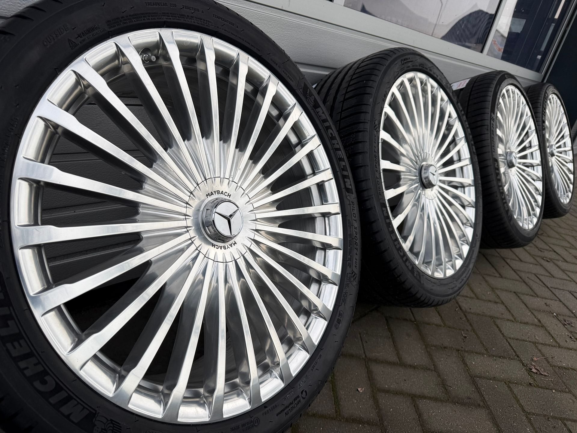 23 inch Mercedes Maybach A167 GLE 63 53 AMG GLS X167 velgen, -, 335 mm, -, Banden en Velgen